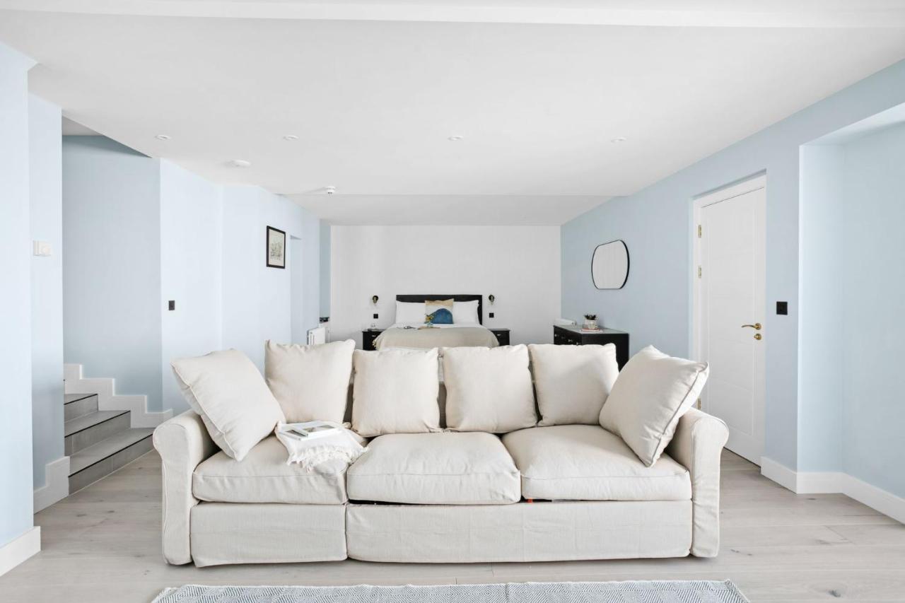 Apartment Mayflower, Maritime