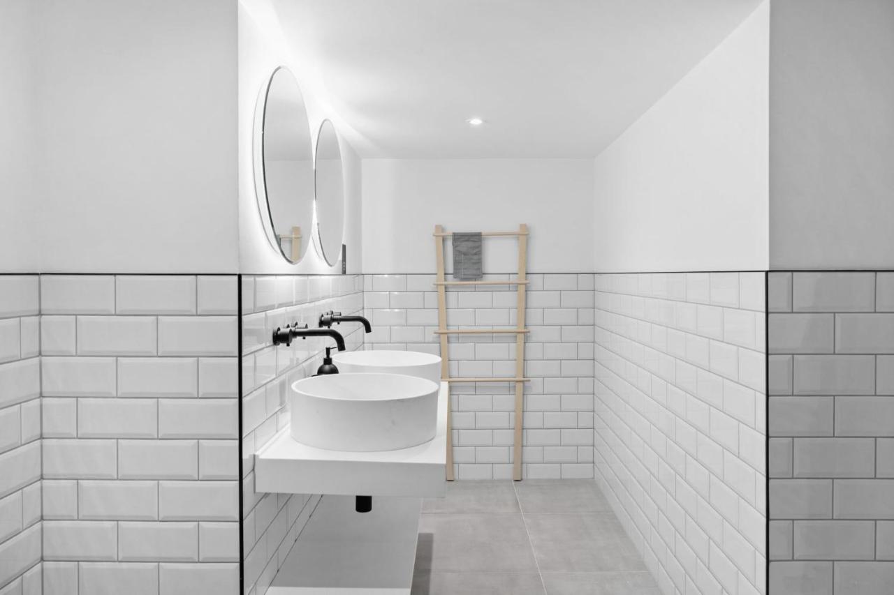 Apartment Mayflower, Maritime